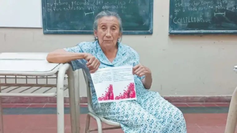 A los 82 años, Marta Carrizo cumple su sueño de ser Técnica Superior en Turismo tras 25 años de esfuerzo
