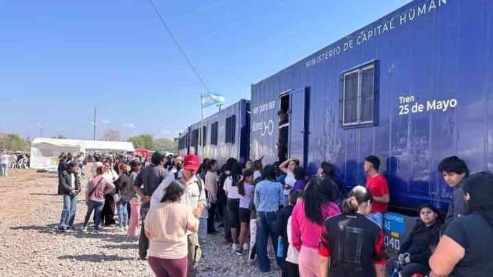 Tren 25 de Mayo