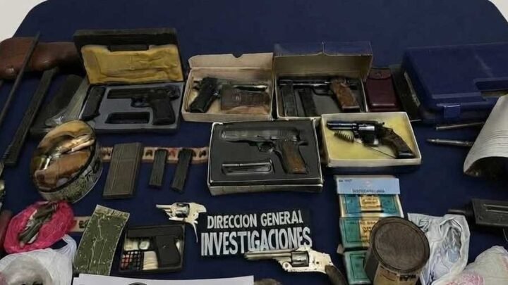 secuestraron armas Villa Las Rosas