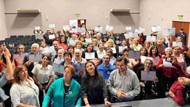 Mayores Conectados 2026