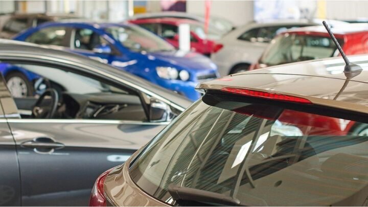El mercado automotor registró su sexta caída consecutiva, aunque el sector advierte un cambio de tendencia