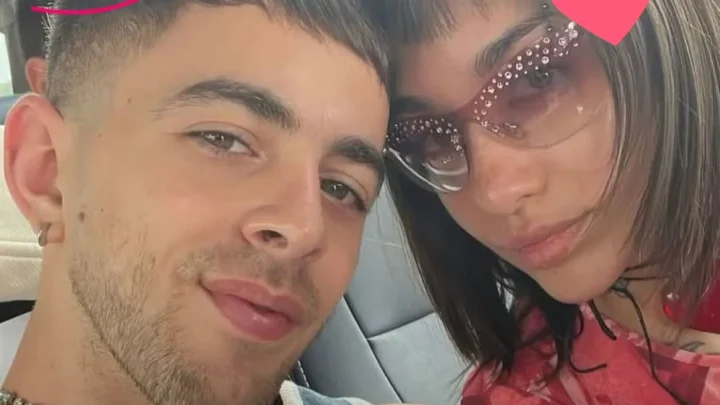María Becerra y Rei: el romance que se consolida entre escenarios y declaraciones de amor