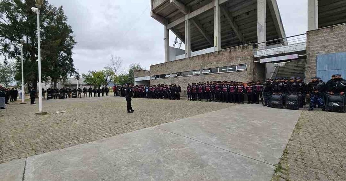 operativo estadio Martearena