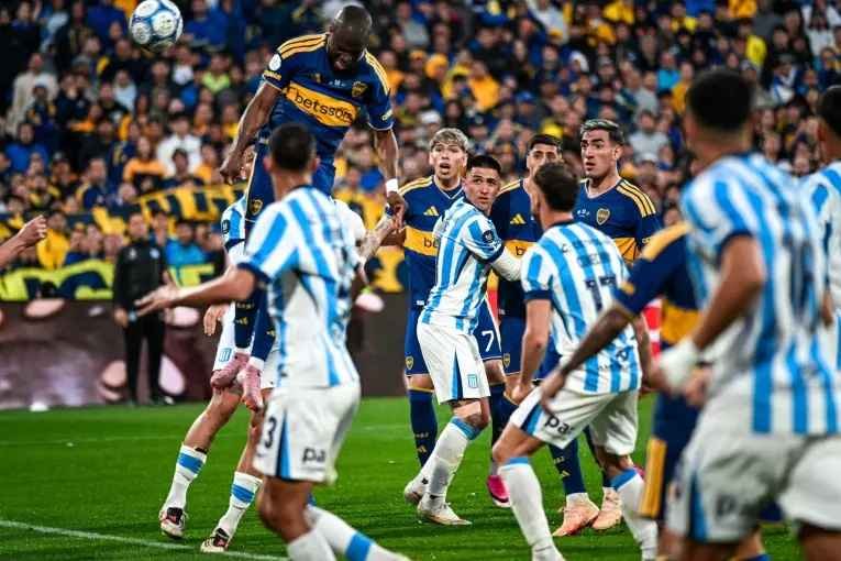 Boca protagonizó una remontada épica ante Racing y avanzó a semifinales de la Copa Argentina