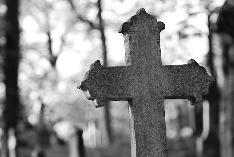 Cerrillos: condenaron a un hombre por estafar a una mujer con la promesa de una parcela en el cementerio #Cerrillos