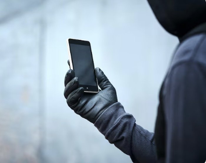 Colonia Santa Rosa: un hombre fue detenido e imputado por arrebatarle el celular a un niño #ColoniaSantaRosa