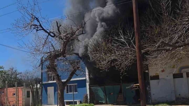 Incendios en Córdoba: familias afectadas y operativos de Bomberos