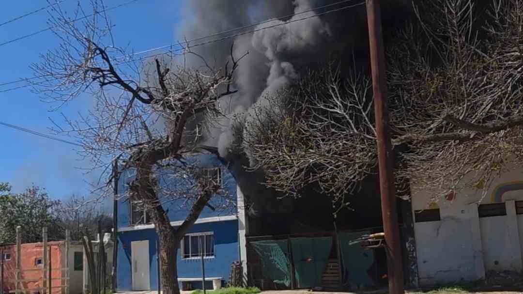 Incendios en Córdoba: familias afectadas y operativos de Bomberos