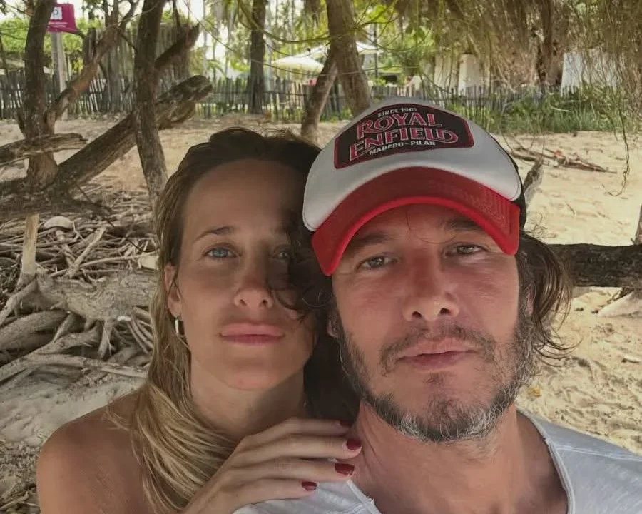 Julieta Prandi y Emanuel Ortega formalizan su unión en una ceremonia íntima