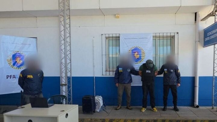 Alex David Coronil Polanco Detuvieron Bolivia prófugo vinculado