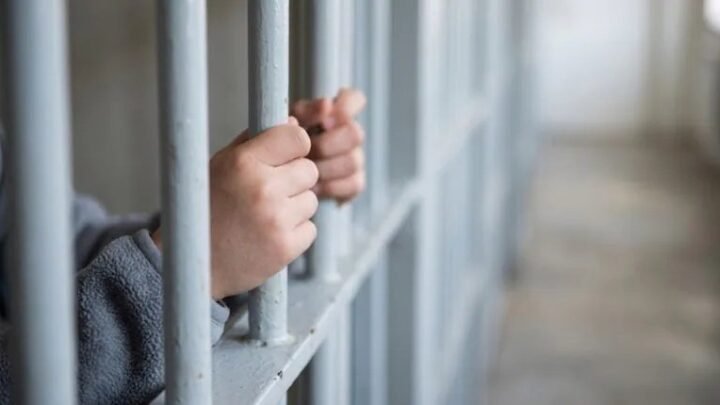 Entra en vigencia el nuevo régimen penal juvenil: los cambios clave en la imputabilidad y las penas