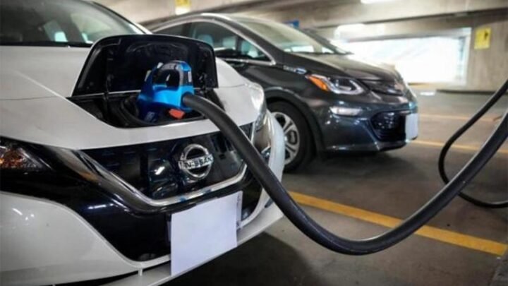 importación vehículos eléctricos Gobierno actualizó topes