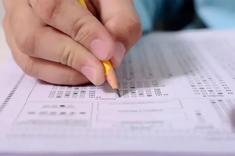 PISA 2025 Resultados 8 cada 10 estudiantes no alcanzan niveles