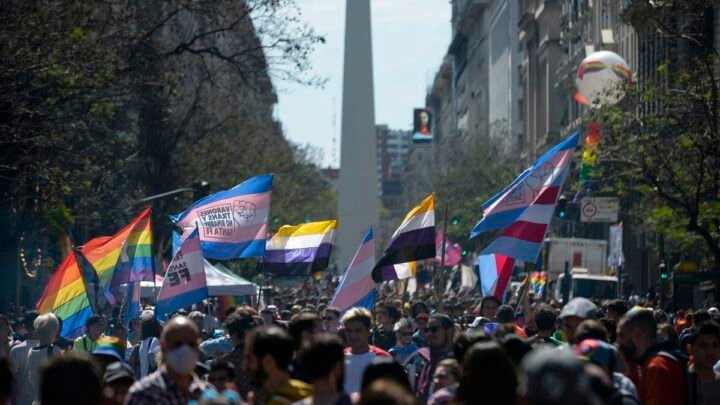 La Marcha del Orgullo se mantiene el 7 de noviembre tras un acuerdo con el Gobierno de la Ciudad