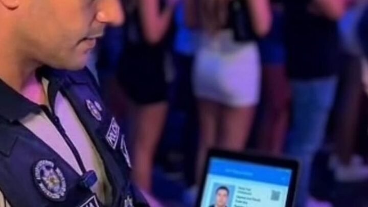 adolescentes adulteraban documentos