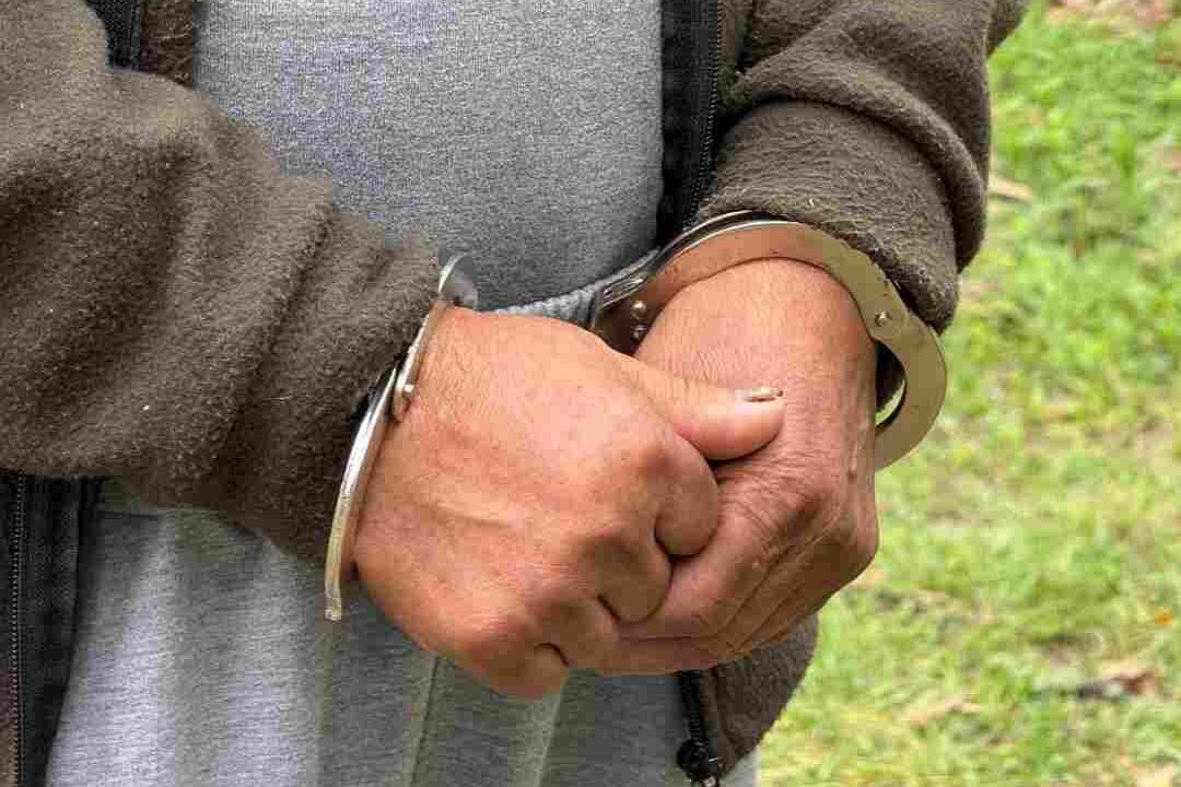 General: Avanza la causa contra un hombre de 79 años por 69 estafas millonarias en un corralón