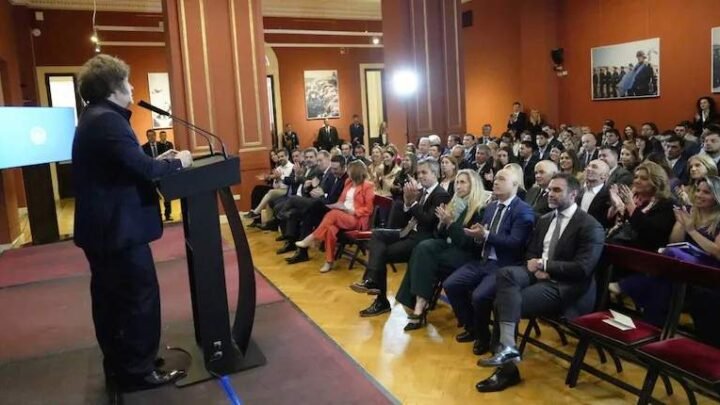 La Casa Rosada les pidió a los legisladores de LLA defender el programa económico y evitar cruces con los gobernadores