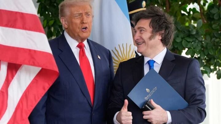 La forzada justificación del Gobierno por el “plan platita” de Trump y el escenario ante una derrota en noviembre