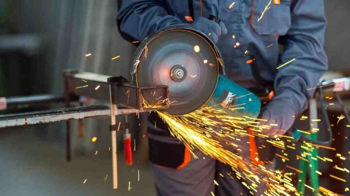industria argentina nacional atraviesa peor caída 16 meses acerca