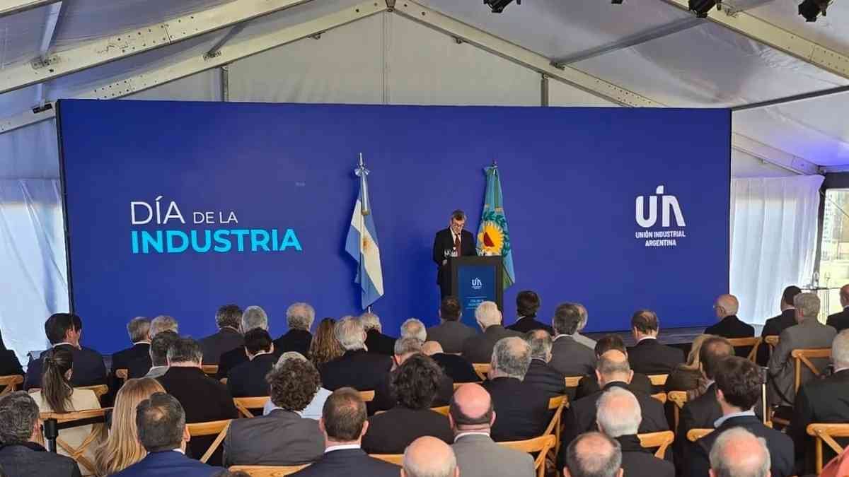 Unión Industrial Argentina UIA denunció pérdida 90 000 empleos