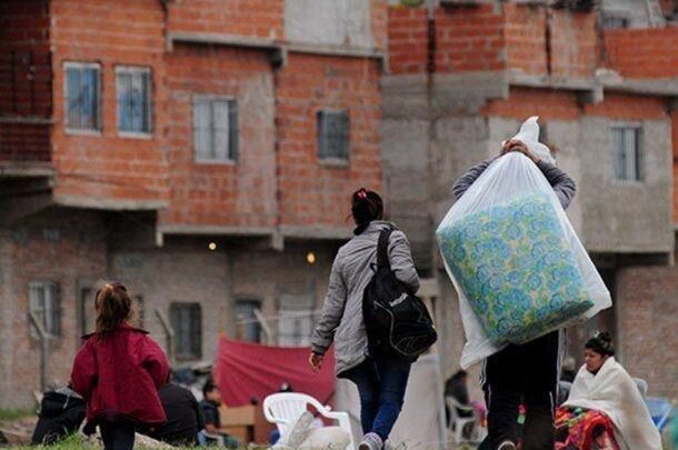 Duro impacto social: la pobreza trepó al 32,3% bajo la gestión de Javier Milei