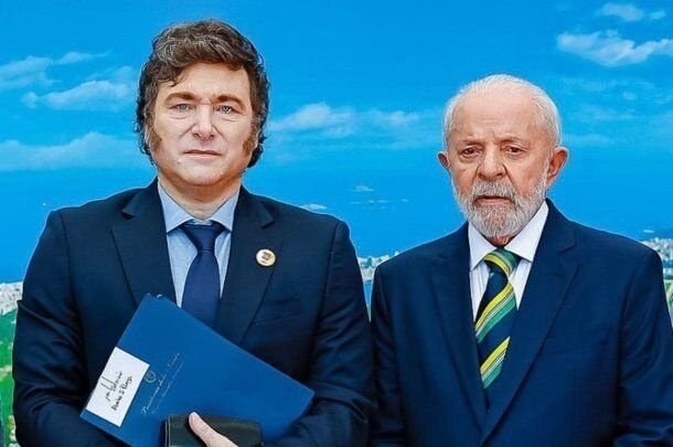 Mientras Javier Milei destruye empleos, el "comunista" Lula alcanzó un récord de personas ocupadas en Brasil
