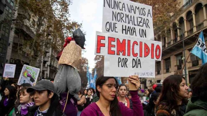 Violencia de género en Argentina: los registros contradicen al Gobierno y exponen una crisis creciente