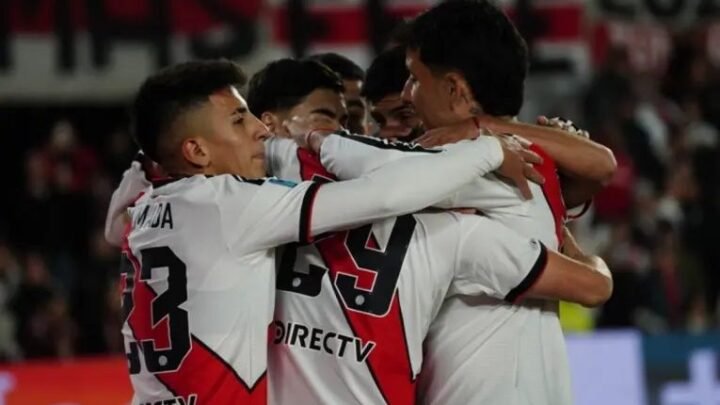 River Plate impuso ante Independiente Rivadavia consolidó invicto