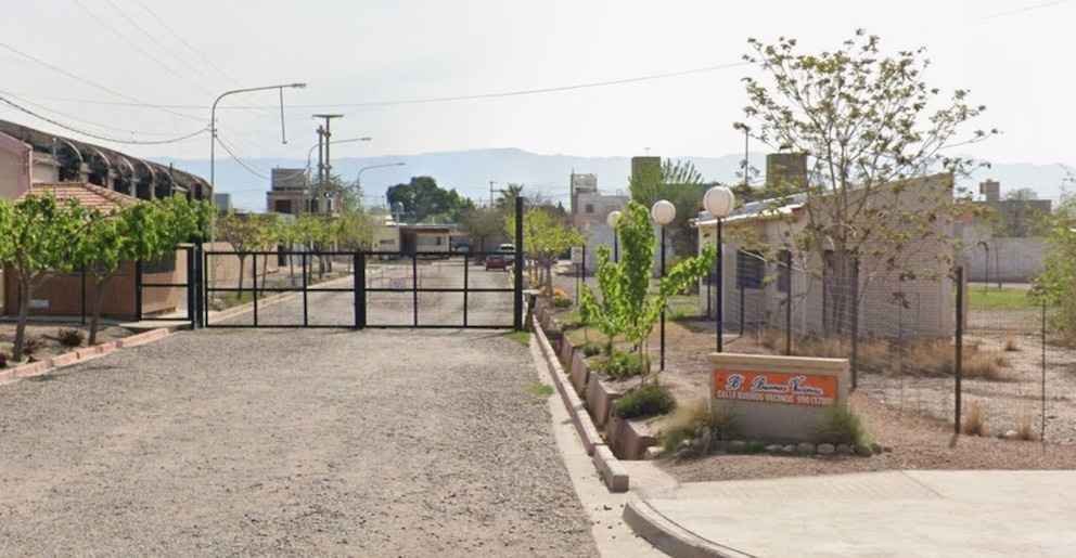 Tragedia en Mendoza: una mujer y su nieto de dos años murieron tras caer en un pozo séptico