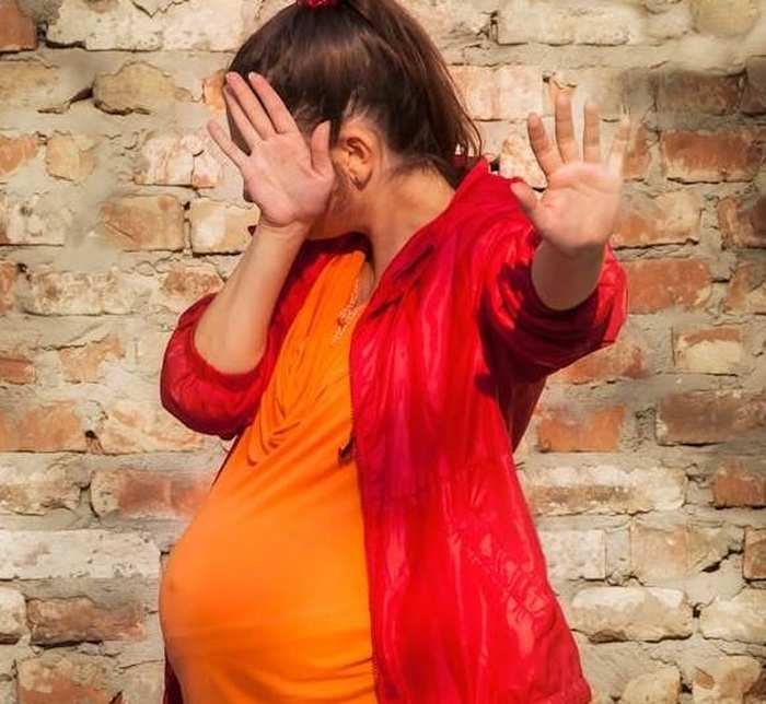 Condenado por violencia de género contra su pareja embarazada tras denuncia de su propia madre