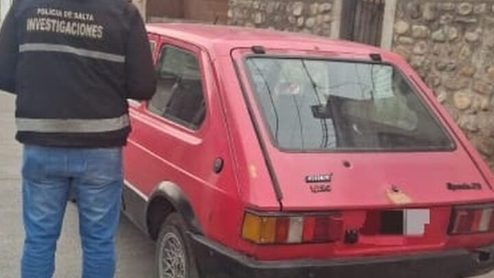 automóvil robado en Salta