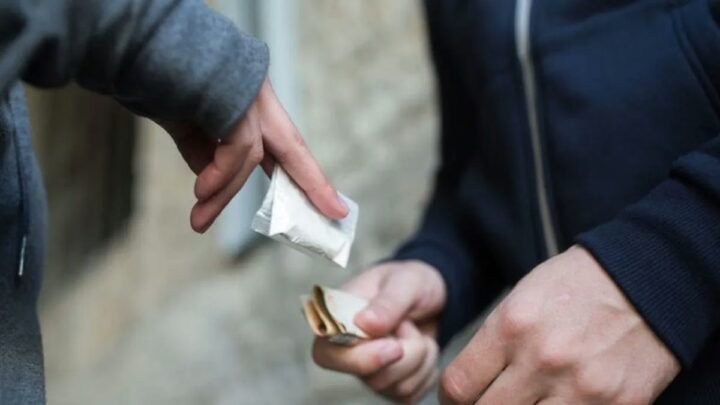 Escándalo en Cafayate: desbarataron un punto de venta de cocaína y hay dos imputados