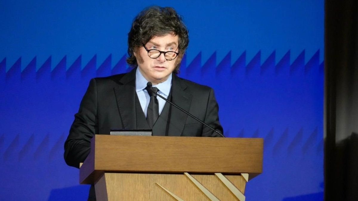 La imagen negativa de Javier Milei trepó al 56% tras sus polémicos dichos sobre quienes no llegan a fin de mes
