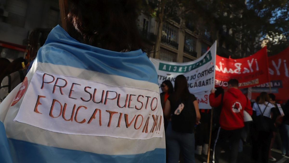 5° Marcha Federal Universitaria: la comunidad educativa explota contra el Gobierno y vuelve a las calles en todo el país