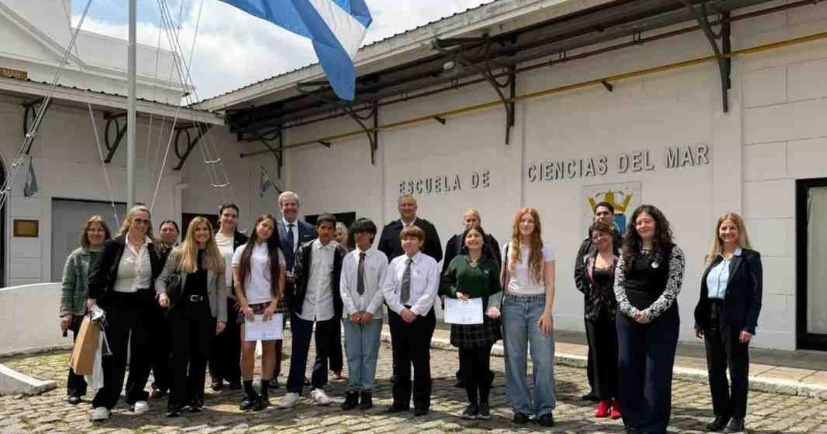 alumnos salteños