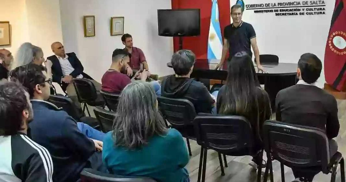 Salta Canta y Baila