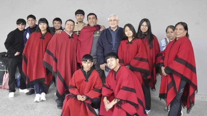 estudiantes de Guachipas