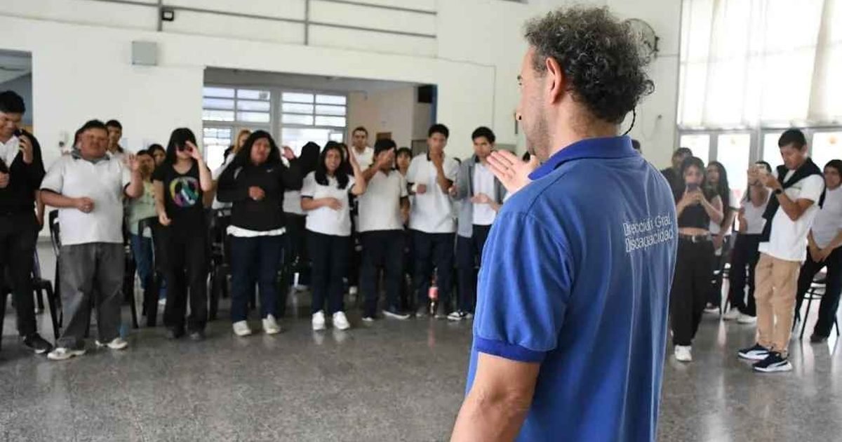 Himno en Lengua de Señas