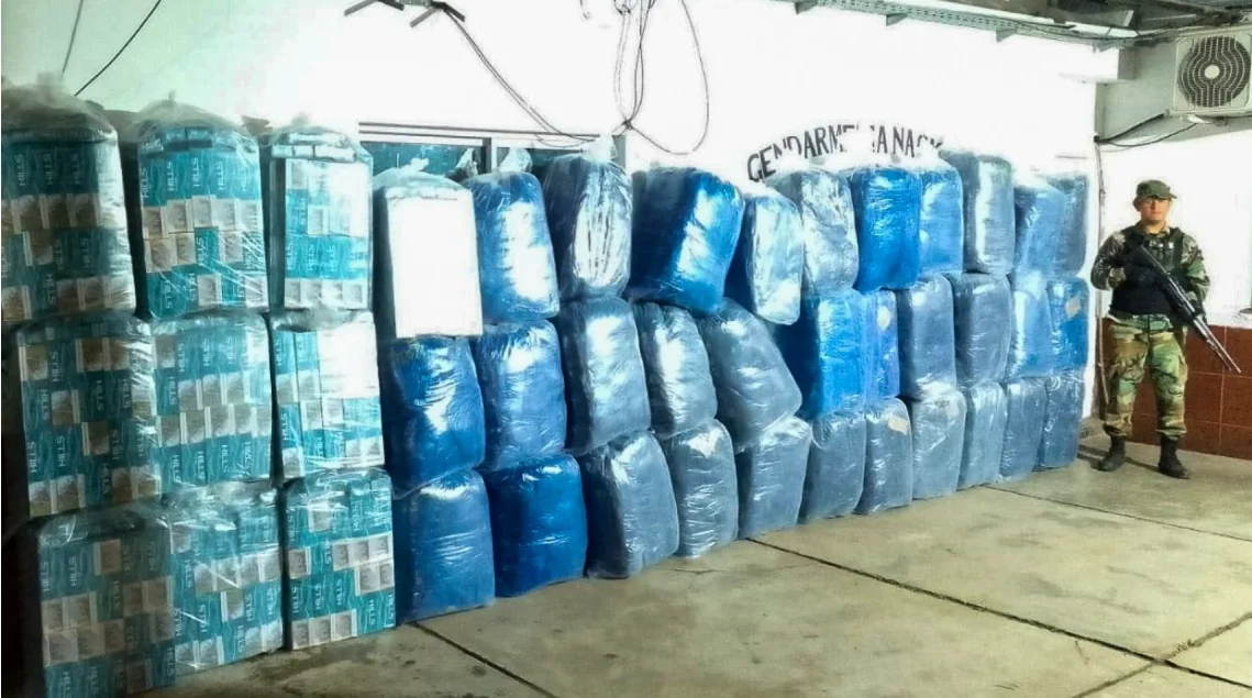 Norte salteño: Gendarmería incautó casi 900 kg. de coca y cigarrillos por más de 62 millones de pesos