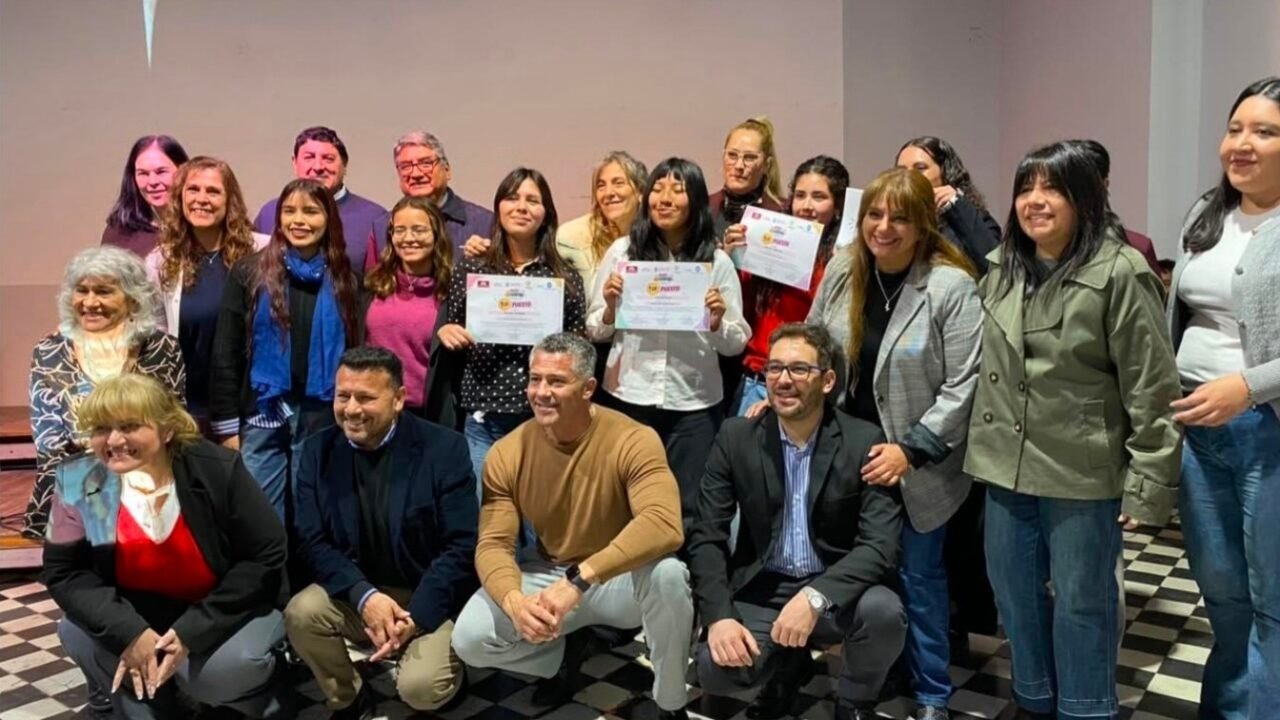 Cerró la campaña “Elijo Cuidarme”: estudiantes salteños fueron premiados por sus trabajos sobre prevención