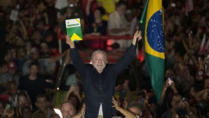 El peronismo celebró la histórica victoria de Lula en el balotaje de Brasil