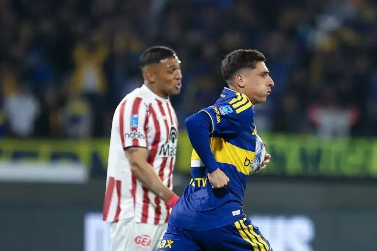Boca igualó 2-2 ante Instituto en Córdoba y dejó pasar una chance clave en la Tabla Anual
