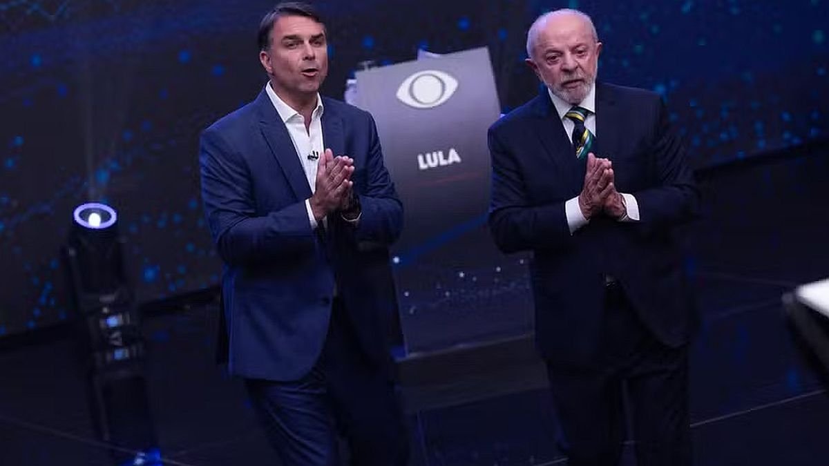 En el primer debate en Brasil, Lula y Flávio Bolsonaro cruzaron acusaciones y hubo chicanas por Milei y los presos