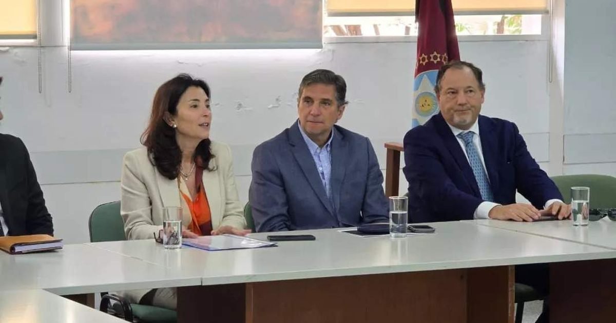 sistema AlCon