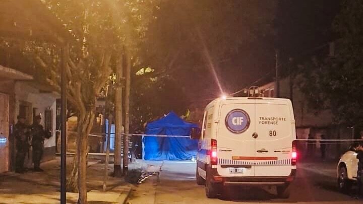 Misterio y conmoción en Salta: hallaron a un hombre sin vida en plena vía pública