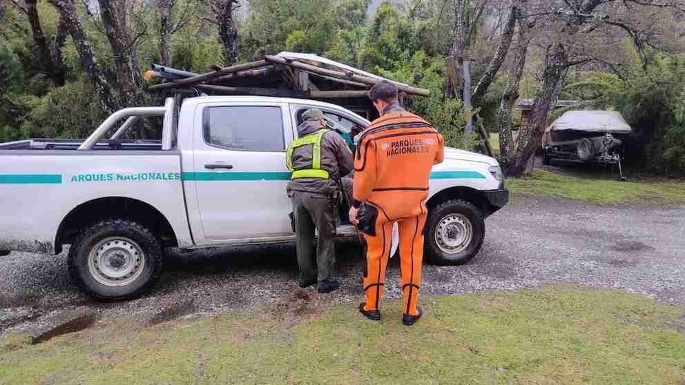 rescate Lanín extremo Parque Nacional evacuaron hombre 100 años vive frente volcán