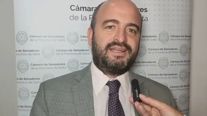 Renunció Alejandro Williams Becker a Educación