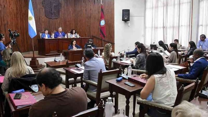 Sesión de máxima tensión en el Concejo Deliberante: cruces feroces y fuertes críticas al Gobierno