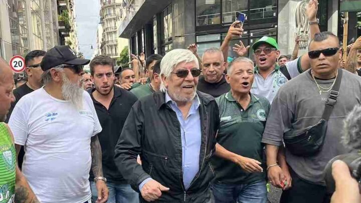 El Gobierno homologó la paritaria del Sindicato de Camioneros: qué obligaciones adicionales se incluyeron en el acuerdo