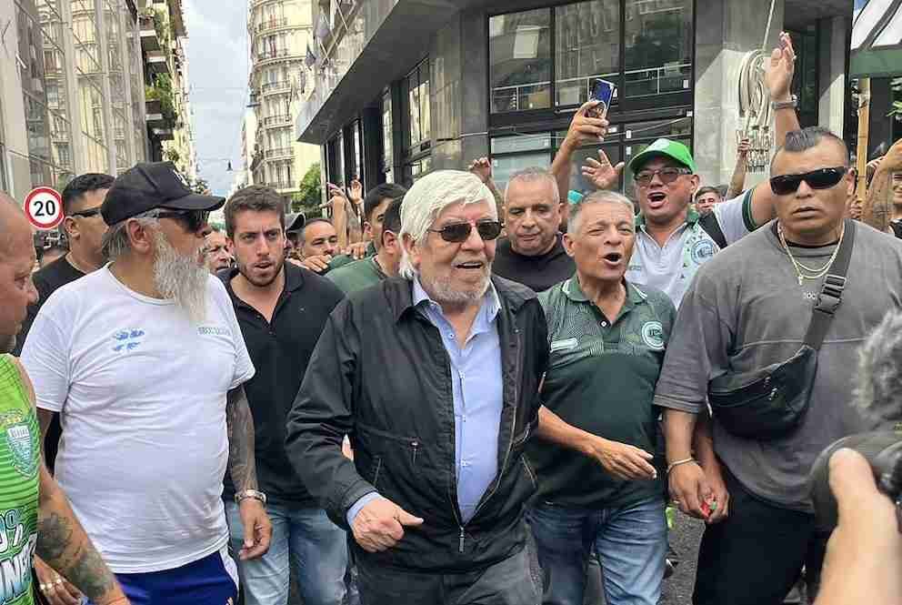 El Gobierno homologó la paritaria del Sindicato de Camioneros: qué obligaciones adicionales se incluyeron en el acuerdo